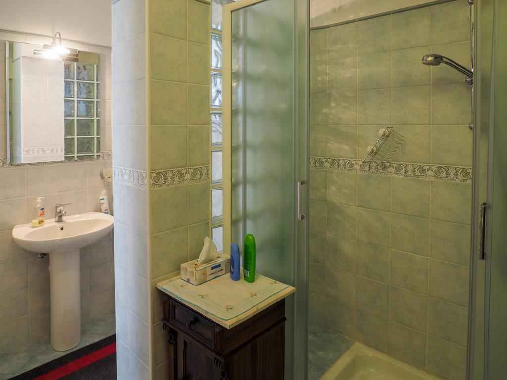 Tra Gli Ulivi Bed & Breakfast Pietra Ligure Luaran gambar