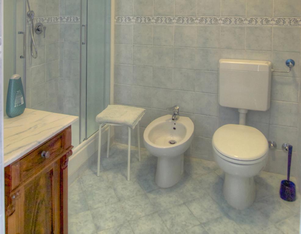 Tra Gli Ulivi Bed & Breakfast Pietra Ligure Luaran gambar